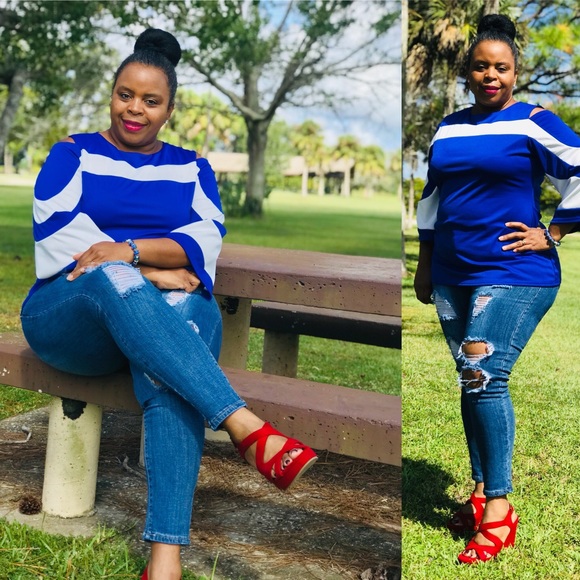 Tops - Blue color block blouse